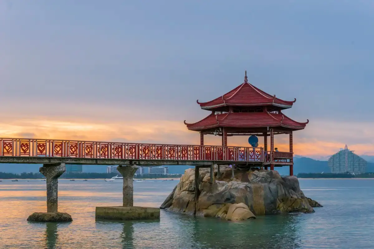 蜈支洲島