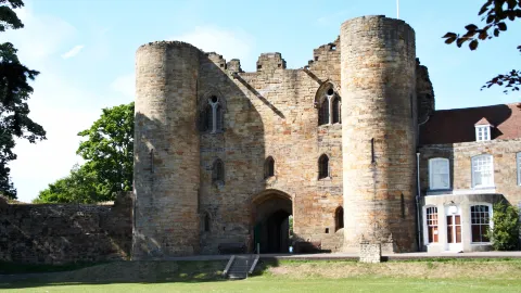 Tonbridge travel destination