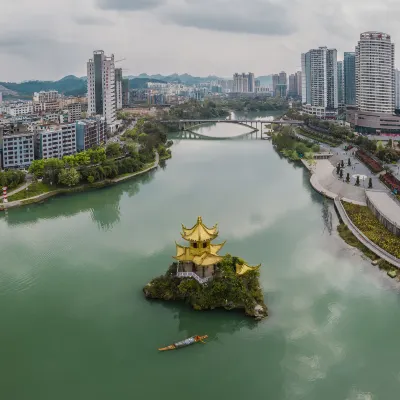 鄰近亞木溝風景區的酒店