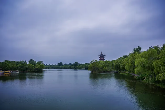 鄰近濱海廣場商圈的酒店