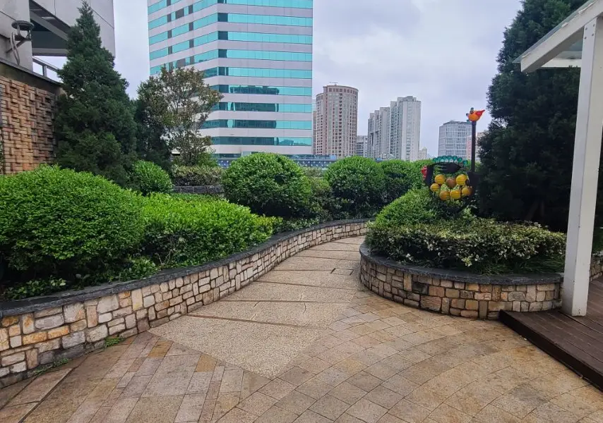 K11 Gouwu Yishu Zhongxin Kongzhong Garden