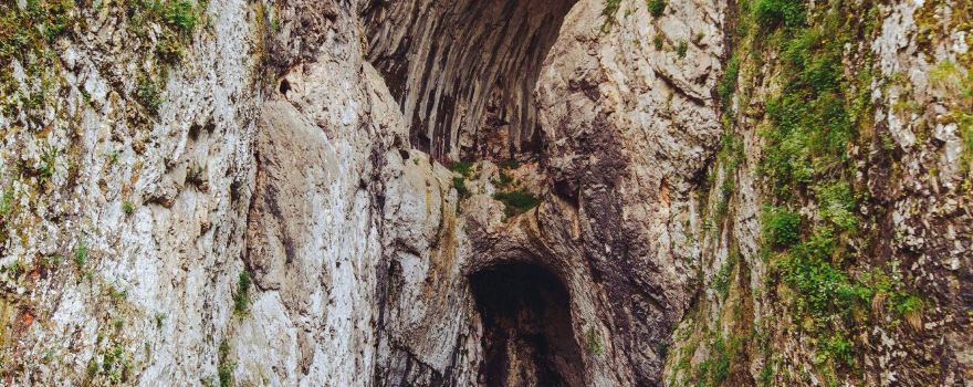 Potpeće Cave