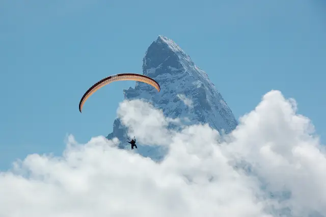 Paragliding in Zermatt