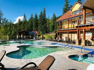Halcyon Hot Springs Resort