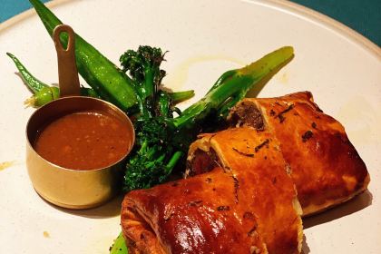 猛虎玫瑰·鲜花西餐厅(长嘉汇江景店)