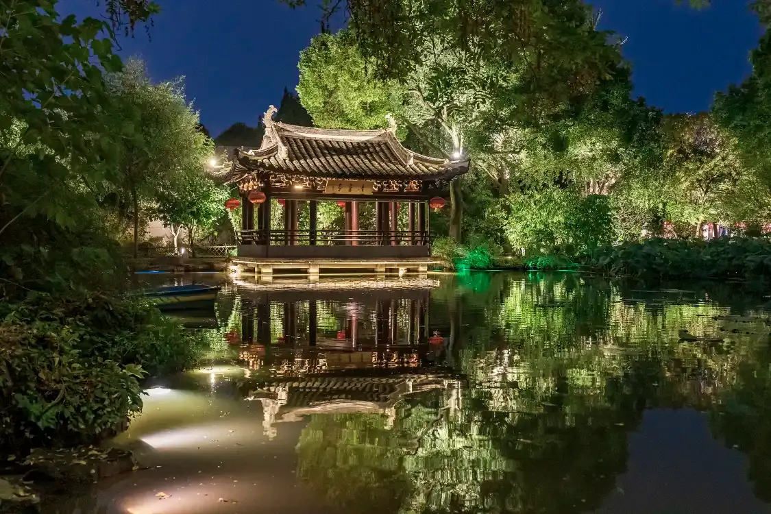 Hotels near Shen's Garden