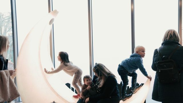 《夜燈搖籃曲》全市項目展覽 | 德比博物館與藝術畫廊