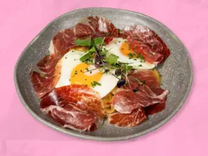 El Barrio Restaurante Y Tapas Bar