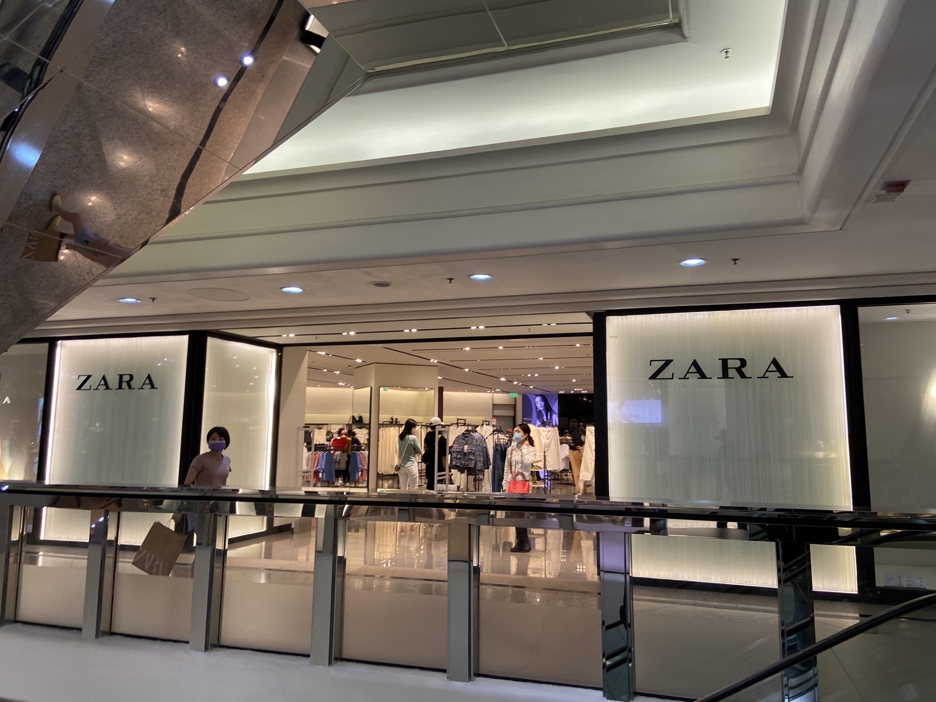 Shopping itineraries in Zara (Causeway Bay) in 2023-05-27T17:00:00-07:00  (updated in 2023-05-27T17:00:00-07:00) - Trip.com