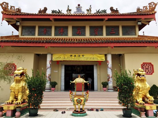 Sam Poh Temple Travel Guidebook Must Visit Attractions In Brinchang Sam Poh Temple Nearby Recommendation Trip Com