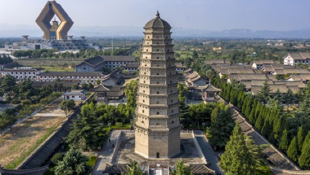 Lawatan Sehari ke Kawasan Tengah Budaya Famen + Makam Qianling + Makam Putera Mahkota Yide [Sewaan Peribadi · Pelbagai Pilihan Pakej]