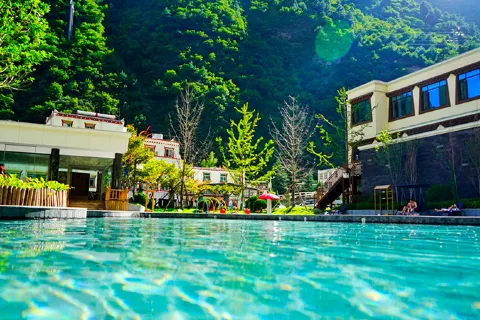 Gulugou Hot Spring Villa