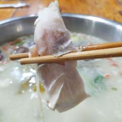 佬锅鱼(紫荆花都店) User Photo