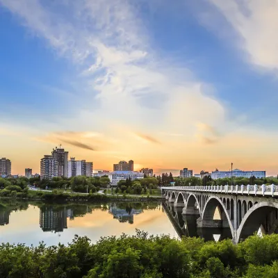 Các khách sạn gần Imperial Park Rink