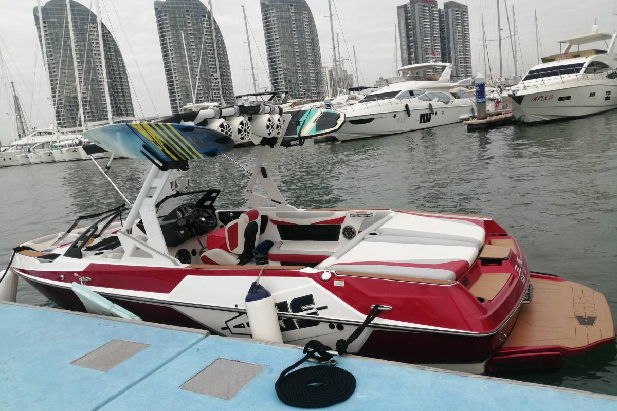 Shenzhen Free Deer Yacht Wakesurf Club