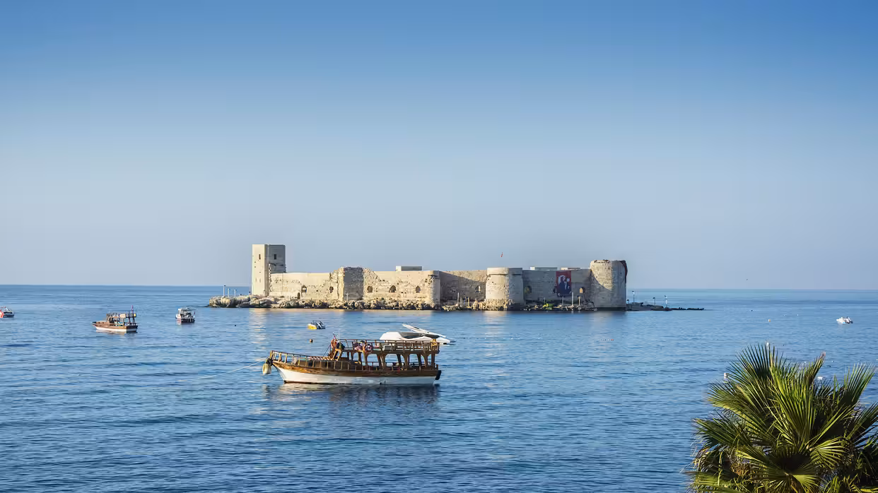 Flüge ${{cityDName}} Mersin