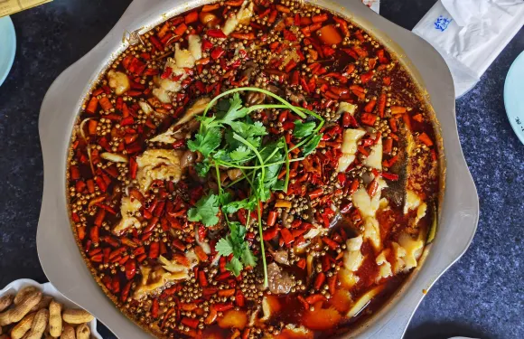 關漁小院肥腸魚火鍋（大英店）