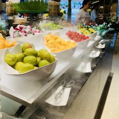 Brigh Radiance Hotel· Four seasons buffet User Photo