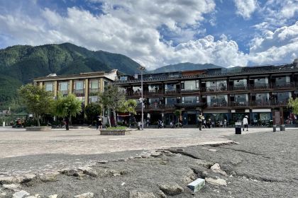 Yu Ni Yi Qi Fish Together Ecological Aquarium (Lugu Lake Branch)