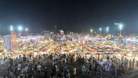 Food at this night market is a