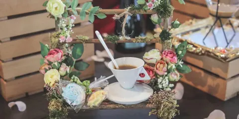 花築奢·騰沖原鄉雲上時間温泉度假民宿·雲上·秋酷咖啡廳（景業店）