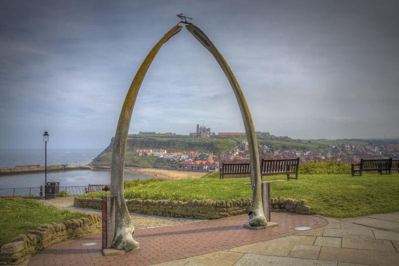 Whalebone Arch Photos, Photos of Whitby Attractions