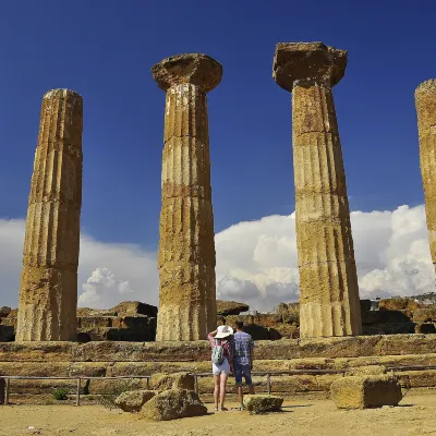 Отели рядом с достопримечательностью «Teatro Luigi Pirandello»