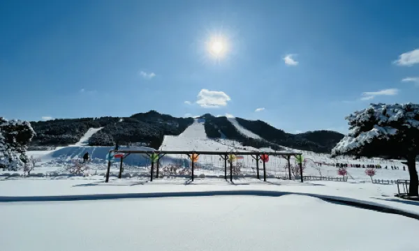 Gongchangling Hot Spring and Ski Resort