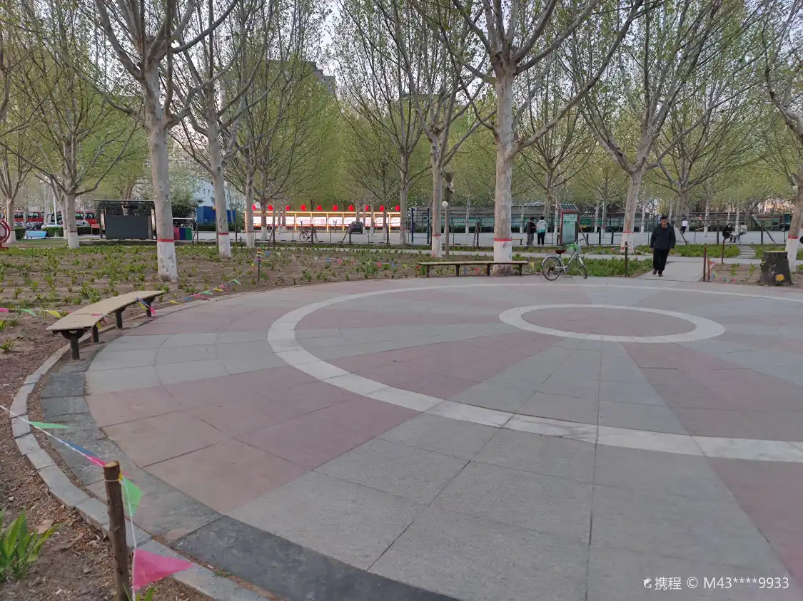 Hotels near Bazhou Citizens' Square