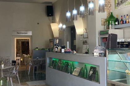 Postale 17 Restaurant & Lounge Bar