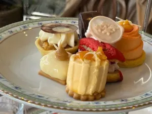 AFTERNOON TEA AT MOUNT NELSON