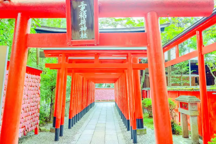 Hotels near Sankoinari Shrine