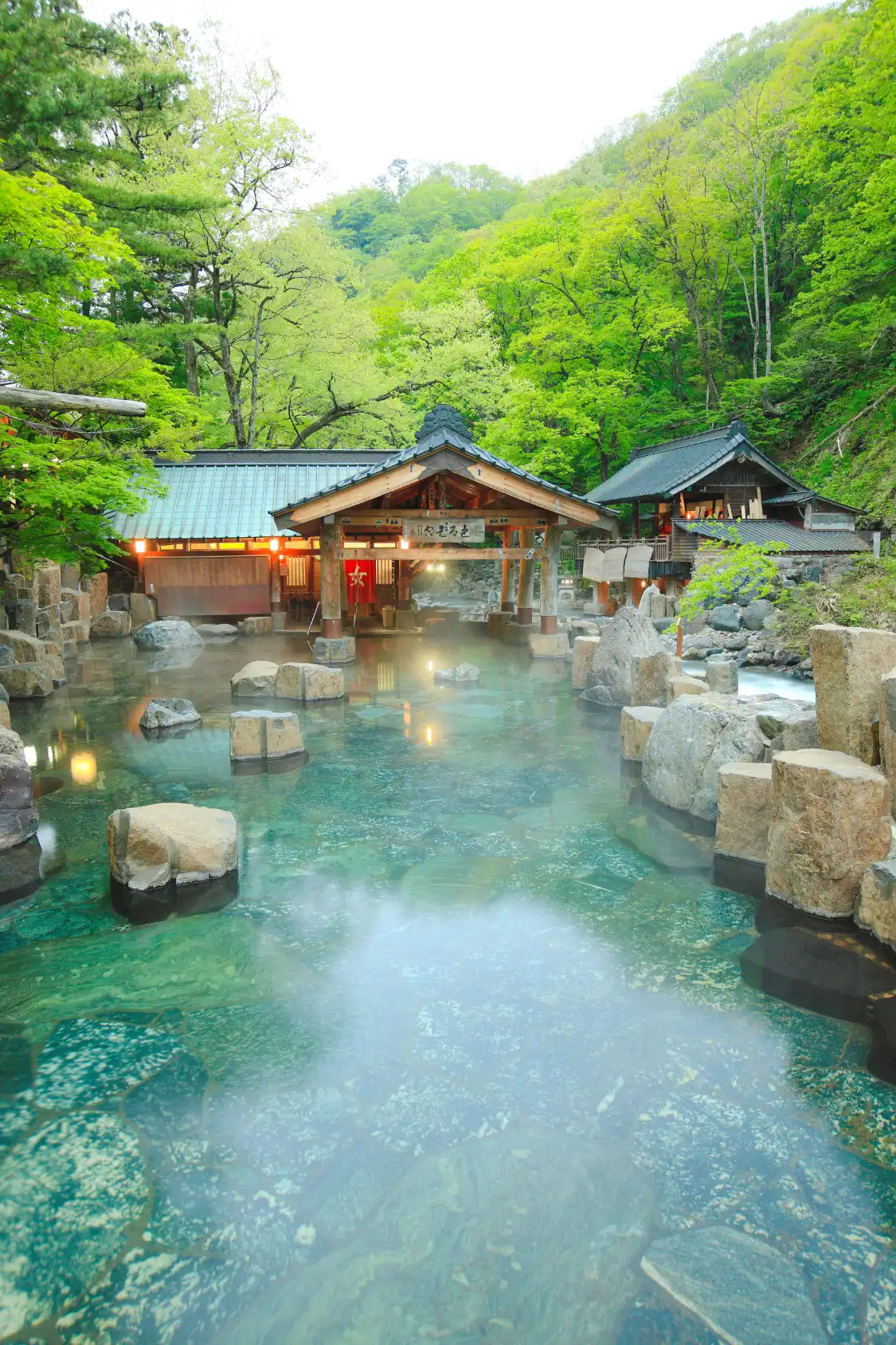 Hotels near Qingshui Hot Spring Forest Park