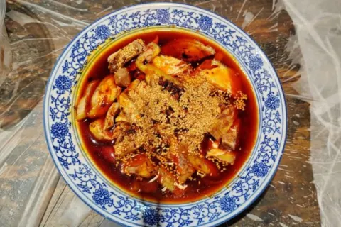 LAO GE DOU