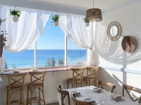 Cooly Breeze Rooftop Restaurant & Bar