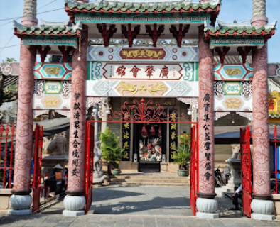 Cau Temple