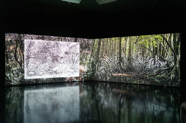 ikkibawiKrrrTong Ming Ge Zhan  | Art Center
