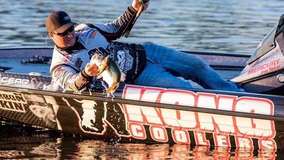 LAKE EUFAULA FISHING GUIDE CLAYTON BATTS