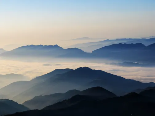 襄陽觀賞雲海