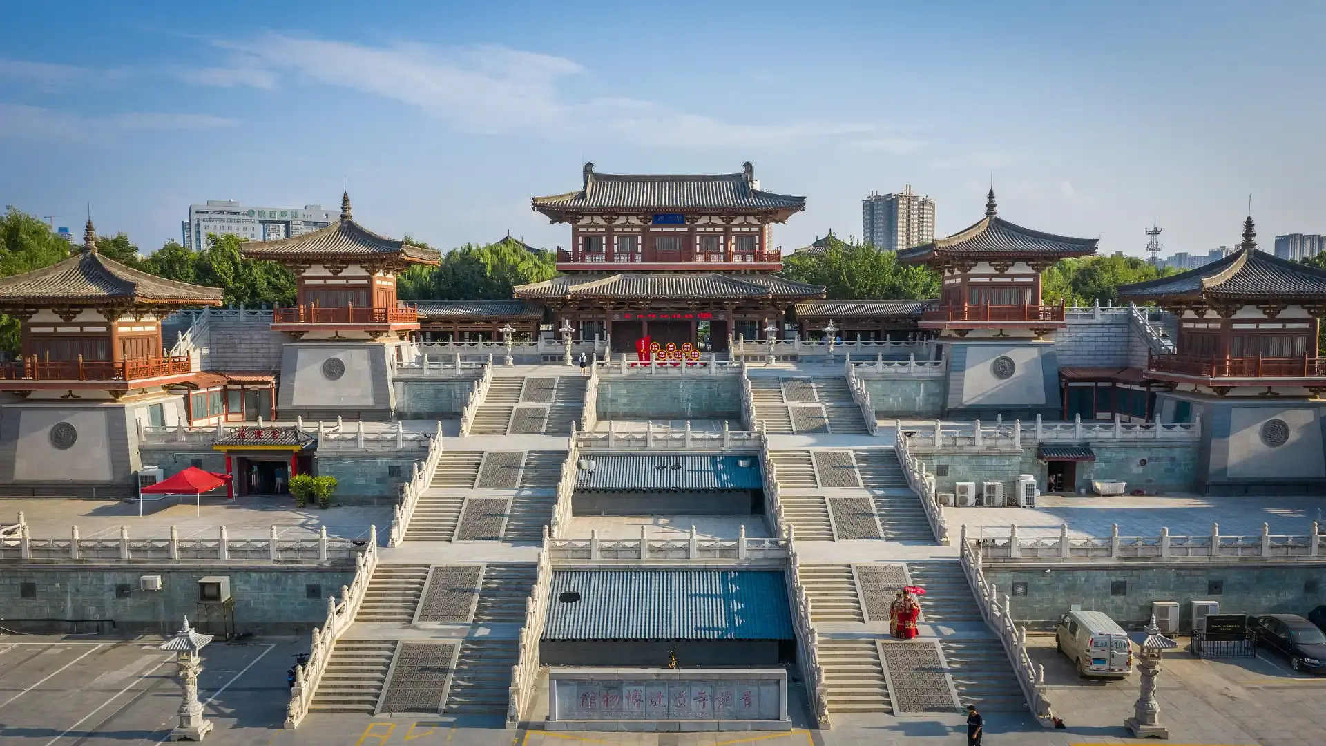 鄰近青龍寺的酒店