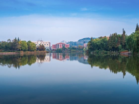 Jinlong Lake