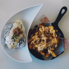 Traveller Kitchen User Photo