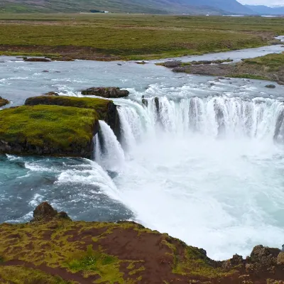 tiket pesawat ke Isafjordur Luxair