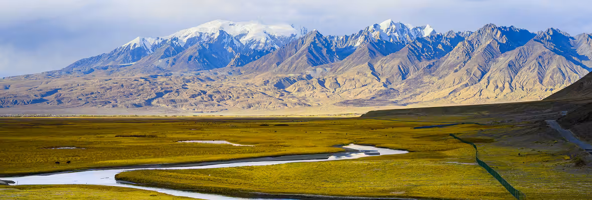 Urumqi to Tacheng Prefecture Flights