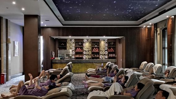 Gold and Silver Sea Bathhouse