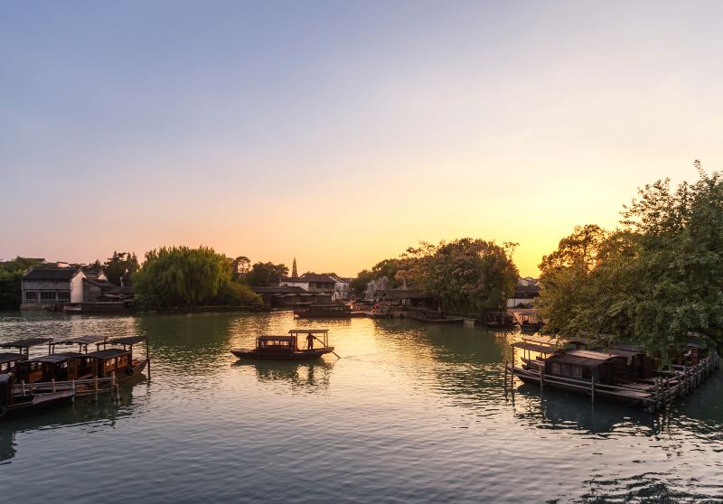 Yuanbao Lake