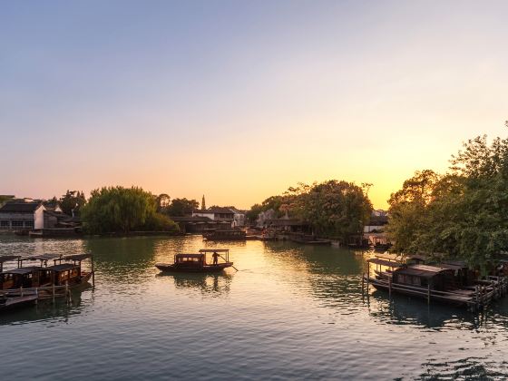 Yuanbao Lake