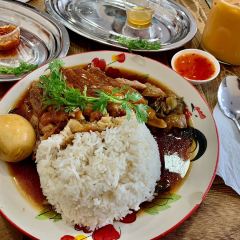 Thai House User Photo