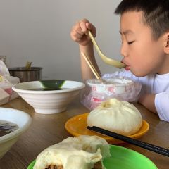 Yimingzhenxiandian (rui'anjiahong) User Photo