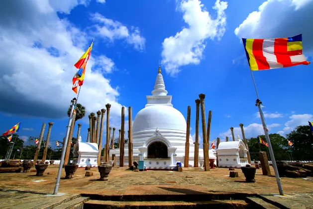 2-звездочные отели в г. Анурадхапура